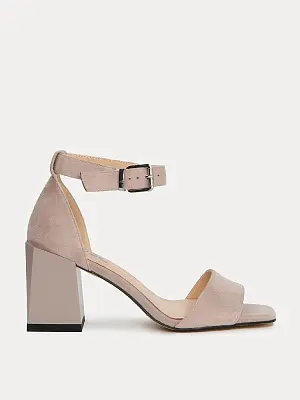 Босоножки (110-168)