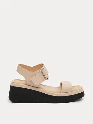 Босоножки (251 1441)